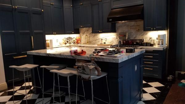 J & N Kitchen Cabinets