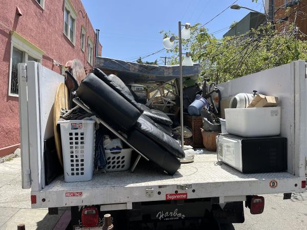 Saul Hauls Junk