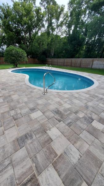Waters Edge Pools