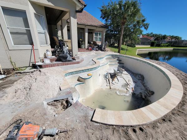 Waters Edge Pools