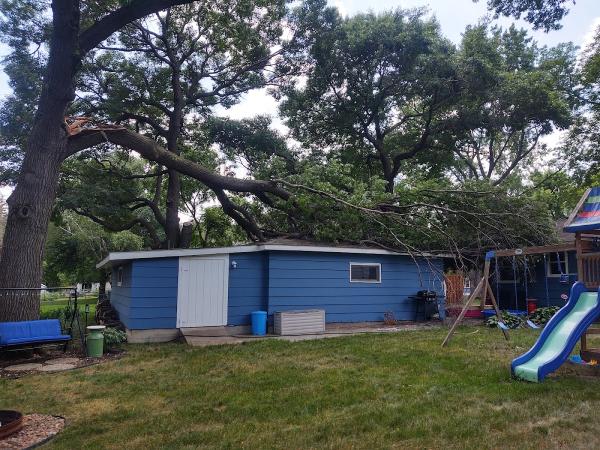 Entire Exteriors LLC Minneapolis Roofing Company
