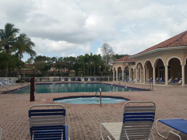 Nautica Clubhouse Pool