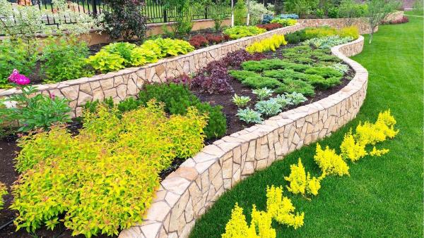 A-Z Landscaping LLC