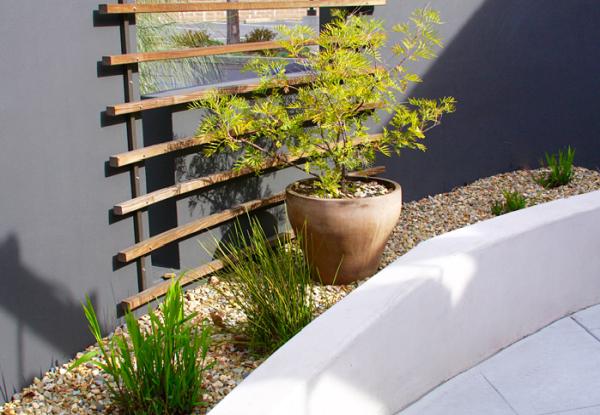 Roo Landscaping & Garden Care