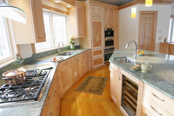 Hanford Cabinet & Woodworking
