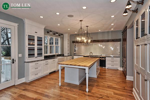 Tom Len Custom Homes
