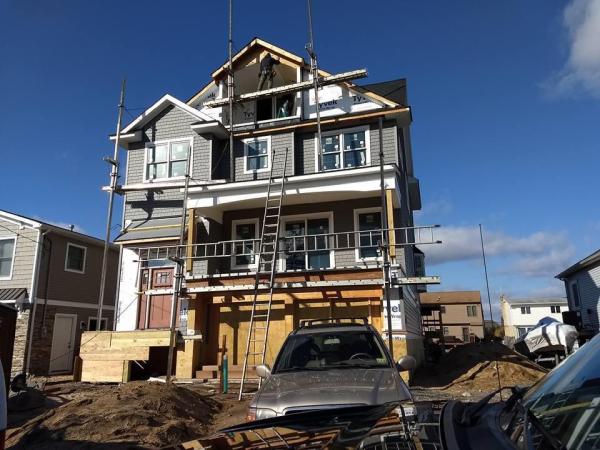 01 Contractors & Home Improvements
