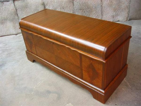 Soule' Furniture Restoration