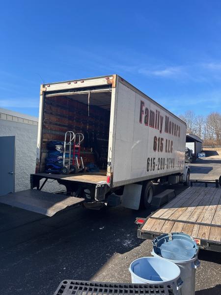 Family Movers 615 LLC
