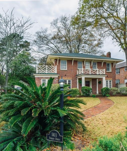 Home Advantage Realty