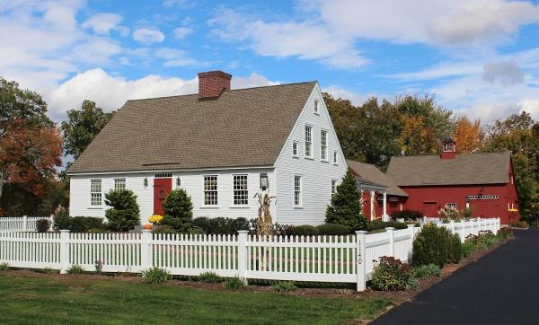 Early New England Homes by Country Carpenters