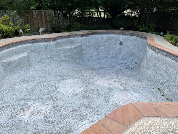 Blue Escapes Pool & Spa