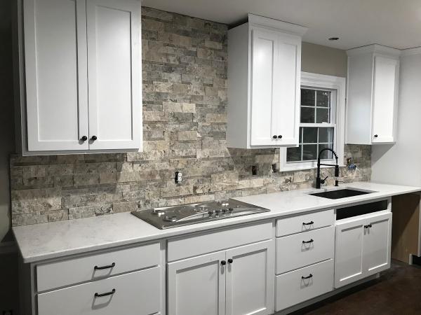 Roberts Custom Tile & Stone