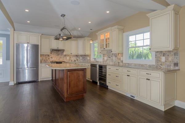 Regal Kitchen & Baths Inc
