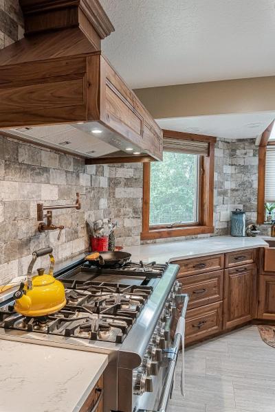 Cutting Edge Cabinetry & Services