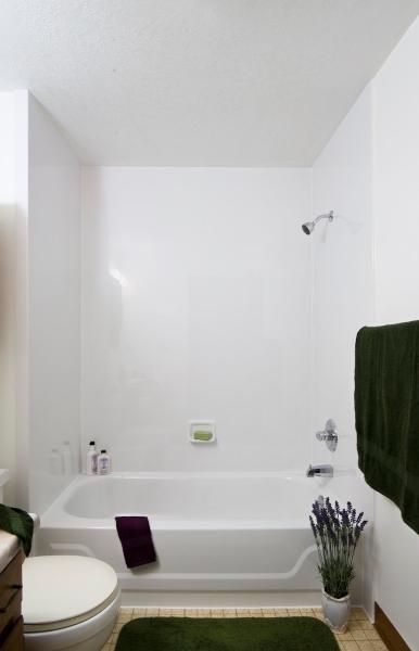 NW Tub & Shower
