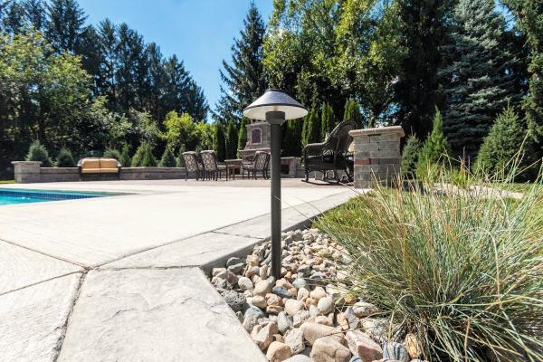 Colarossi Landscaping Co.