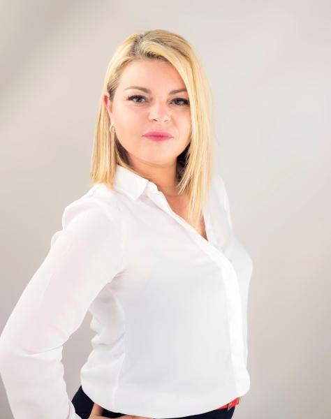 Dilyana Moccaldi Realtor