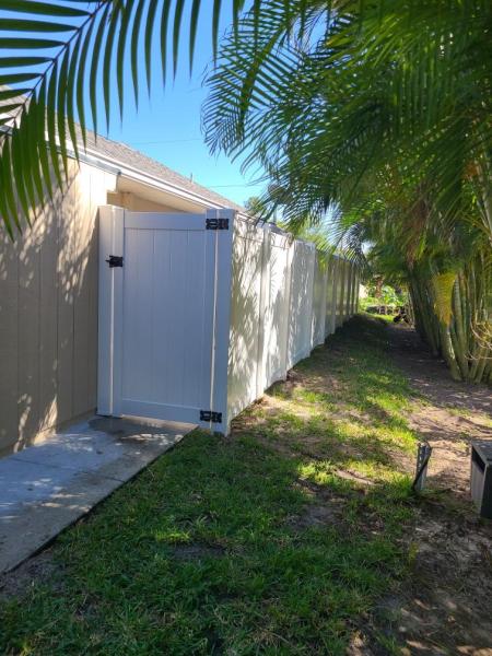 Able Fence in SW FL