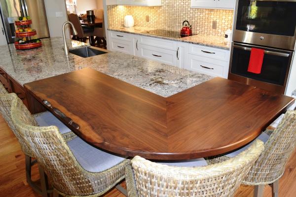 De Neal Cabinets