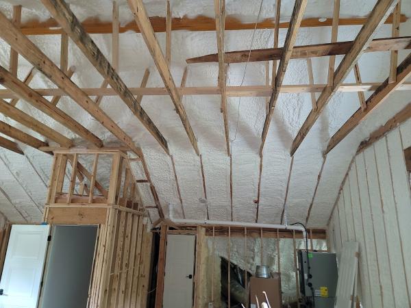 Louisville Spray Foam Insulation / Louisville Insulation