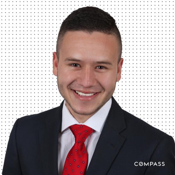 Oscar Cajiao : Compass