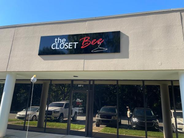The Closet Bee
