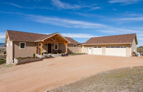 Liscott Custom Homes Ltd