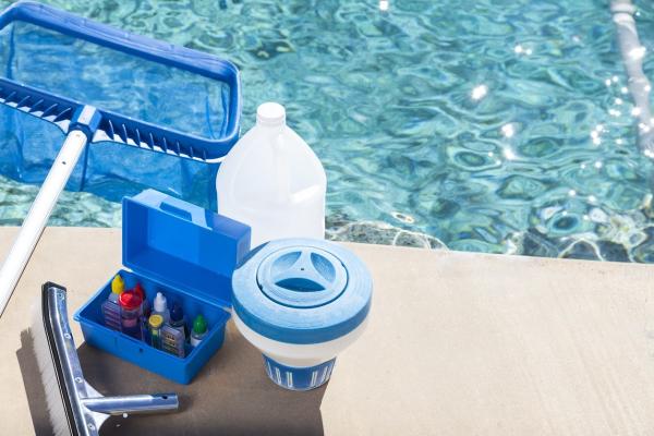 Kraken Pool Cleaning