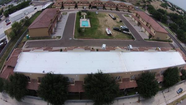 J M Flores Roofing & Construction