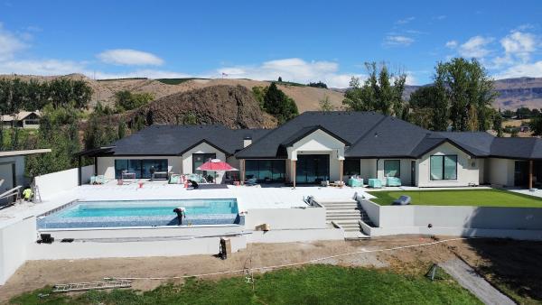 MK Stucco LLC