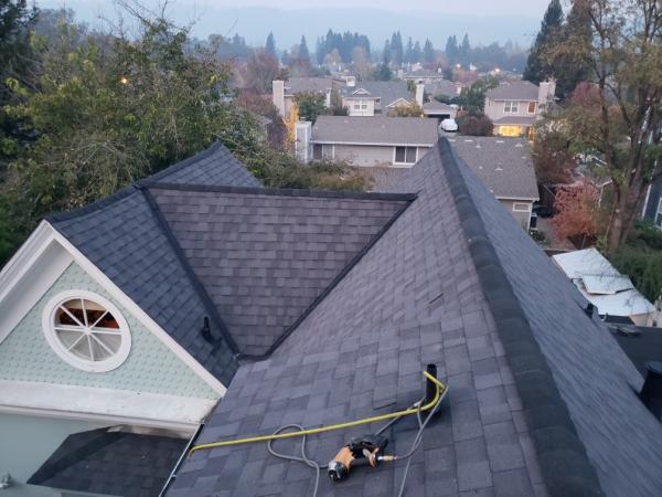 Aguilar Roofing LLC