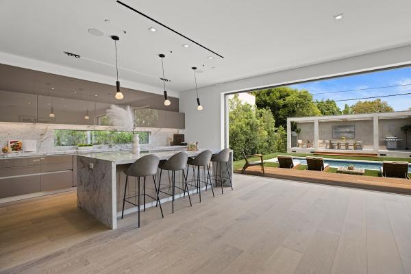 Silver Hammer Builders Roofing I Construction I Design