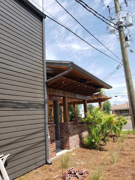 Bay Seamless Gutters