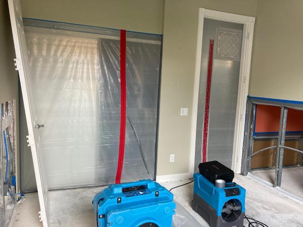AIS Mold Testing