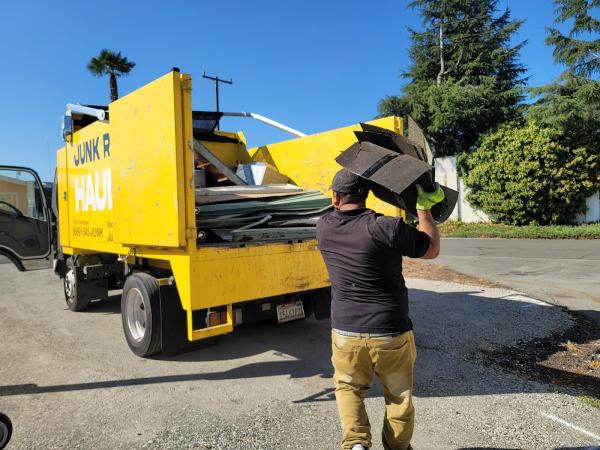Junk Removal Haulers
