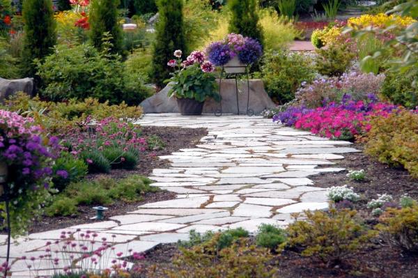Les Arbres Tree Service & Fine Gardening