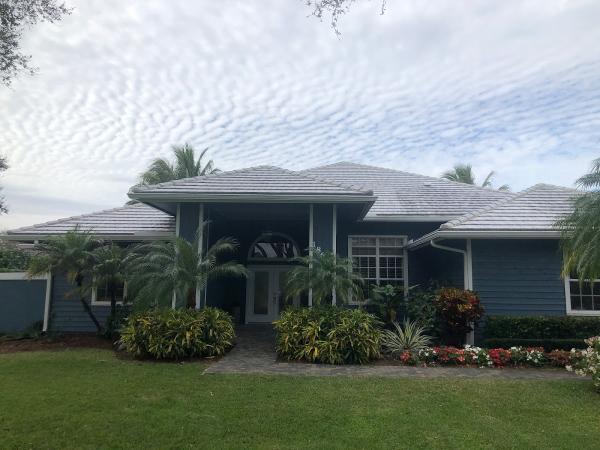 Bluewater Pressure Cleaning LLC