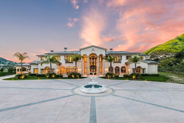 Crown Luxury Property Management