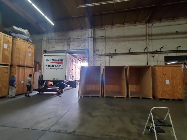 Chris Moving Men Inc