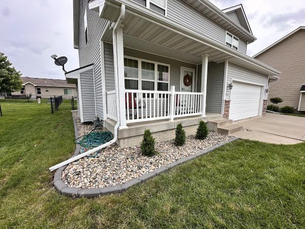 Arriaga Lawn Maintenance