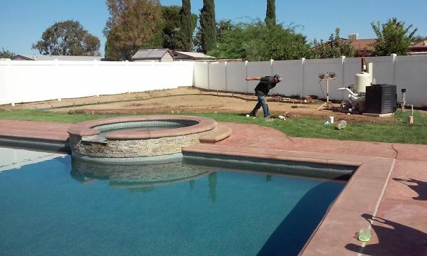 Flores Pools