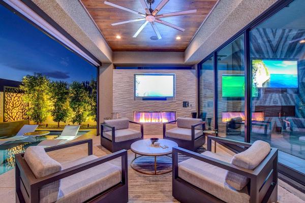 Custom Outdoor Living