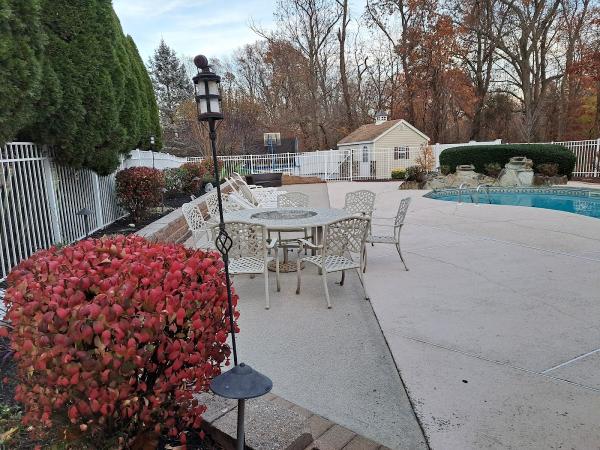 Earth Effects — Residential & Commercial Outdoor Solutions