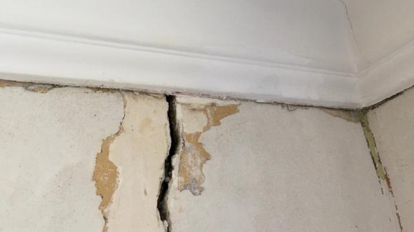 Foundation Crack Seal