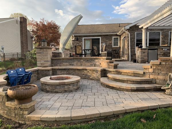 Lelii Landscaping and Maintenance LLC