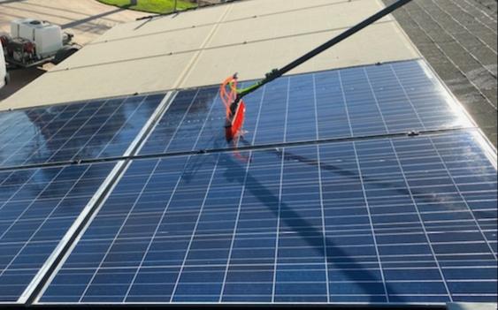 Quality Solar Panel Cleaning