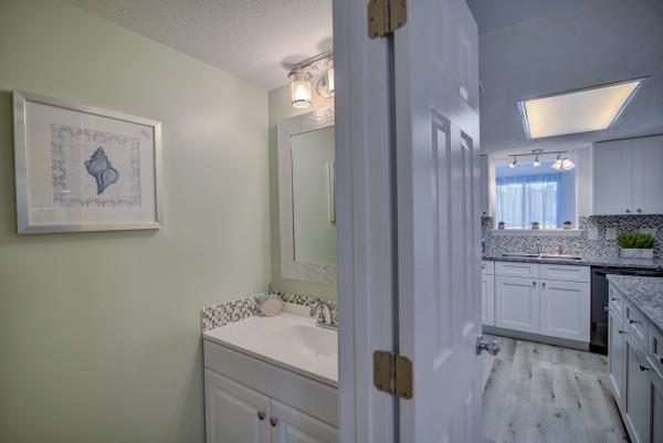 Emerald Coast Realty Inc