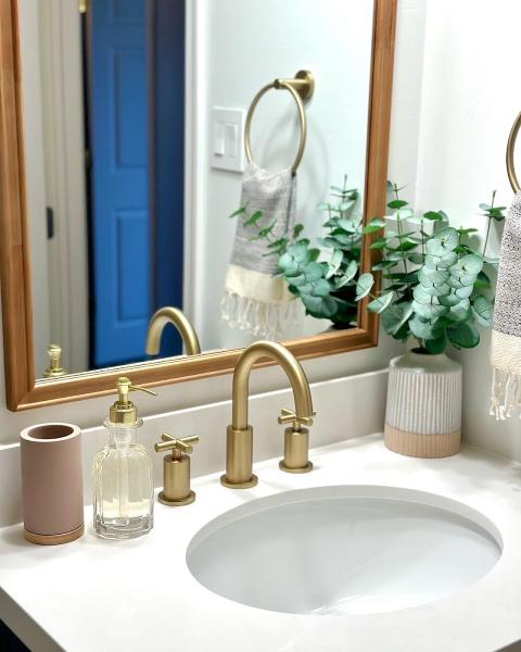 Refined Living Interiors