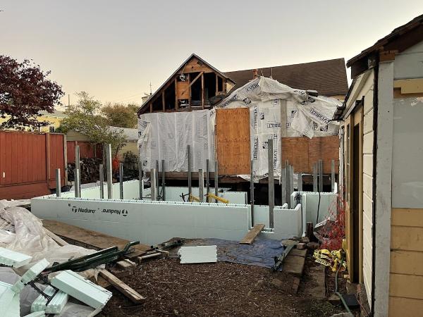Burgess & Sons Construction LLC